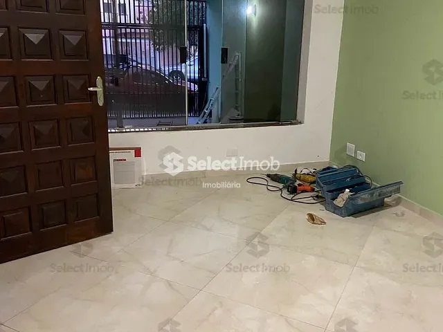 Sobrado com 170m² 3 quartos e 1 banheiro, à venda, no bairro Jardim Pedroso em Mauá