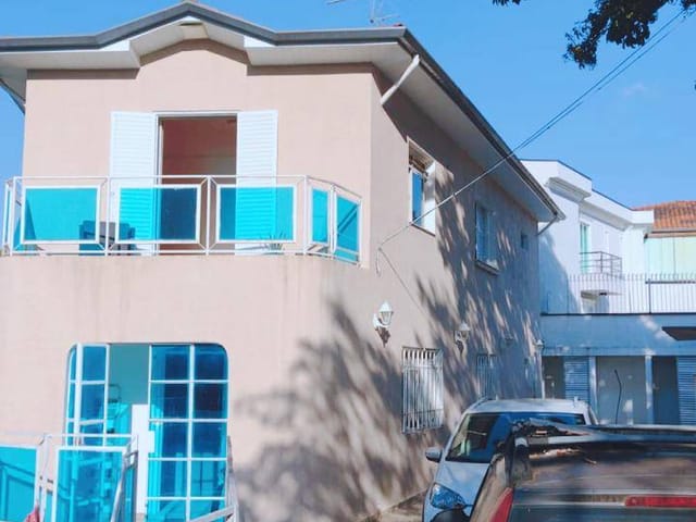 Foto do Sobrado - 🏡 Sobrado 4 dorms (1 suíte c/ closet) | Piscina + churrasqueira 🍖🏊 | 7 vagas 🚗 | Rua tranquila e arborizada | Mix Nascimento