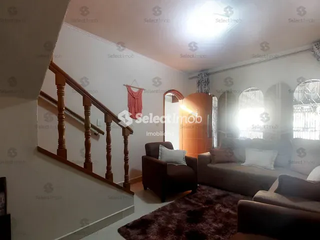 Sobrado com 177m² 3 quartos e 2 banheiros, à venda, no bairro Jardim Sônia Maria em Mauá