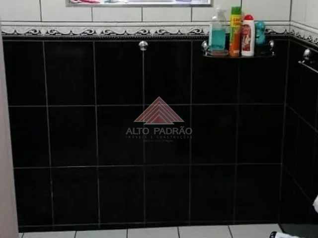 Sobrado com 280m² 2 quartos e 1 banheiro, à venda, no bairro Vila Mercedes em Mauá