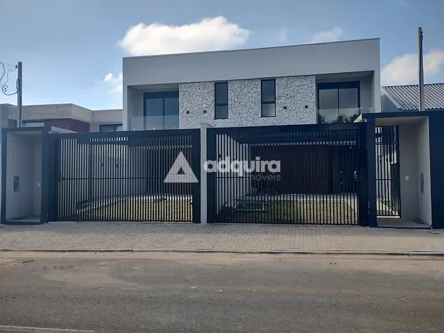 Sobrado 3 quartos e 3 banheiros, à venda, no bairro Castroville em Castro