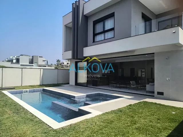 Sobrado com 540m² 4 quartos e 7 banheiros, à venda ou para alugar, no bairro Condomínio Residencial Alphaville II em São José dos Campos
