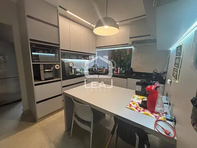 Sobrado com 170m² 3 quartos e 4 banheiros, à venda, no bairro Jardim Santa Efigênia em São Paulo