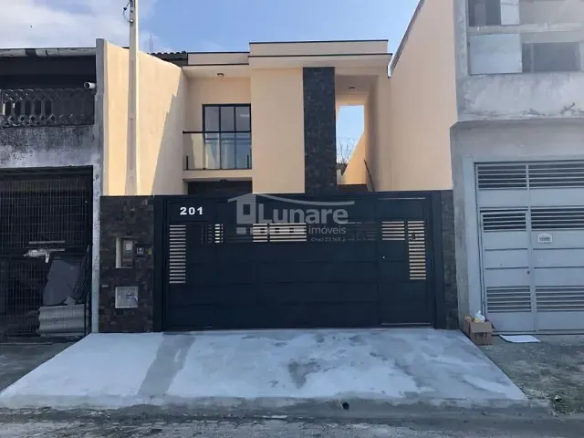 Sobrado com 150m² 4 quartos e 1 banheiro, à venda, no bairro Residencial Colinas do Aruã em Mogi das Cruzes