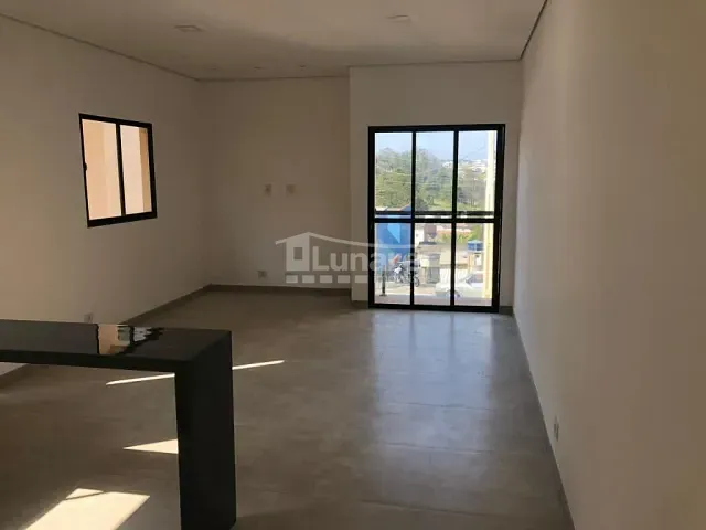 Sobrado com 150m² 4 quartos e 1 banheiro, à venda, no bairro Residencial Colinas do Aruã em Mogi das Cruzes