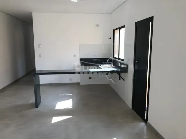 Sobrado com 150m² 4 quartos e 1 banheiro, à venda, no bairro Residencial Colinas do Aruã em Mogi das Cruzes