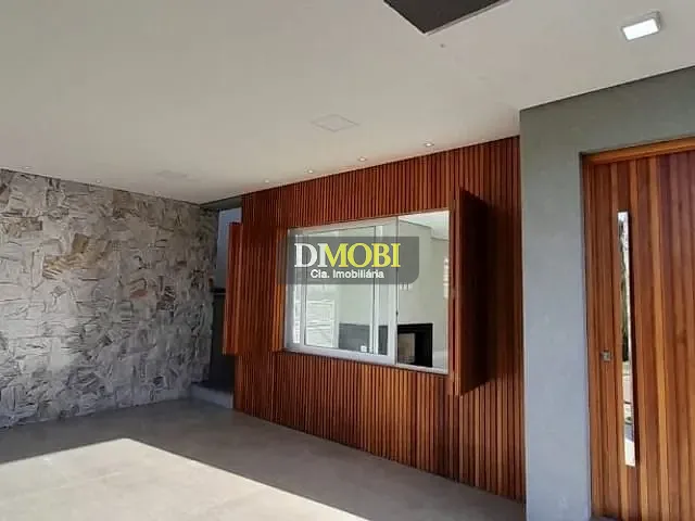Sobrado com 278m² 3 quartos e 2 banheiros, à venda, no bairro Centro em Gravataí