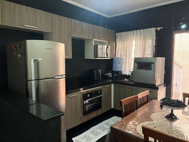 Sobrado com 130m² 5 quartos e 3 banheiros, à venda, no bairro Vila Tolstoi em São Paulo