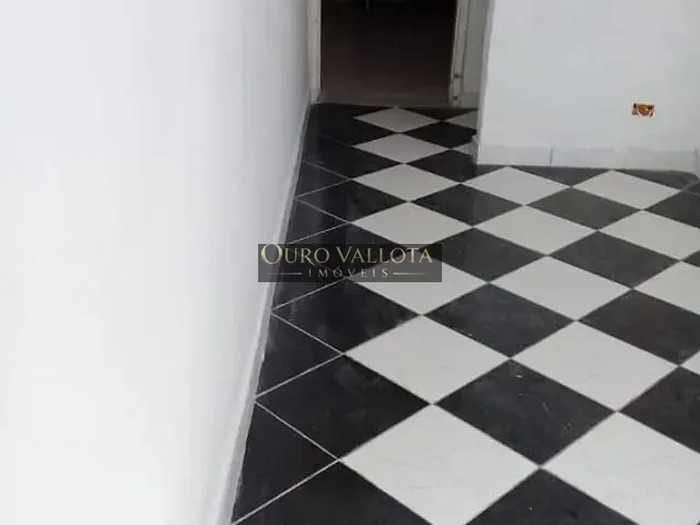 Sobrado com 62m² 2 quartos e 1 banheiro, à venda, no bairro Quarta Parada em São Paulo