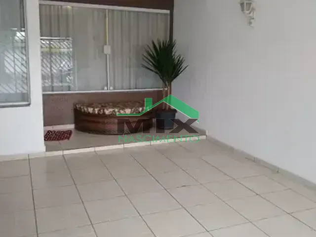 Sobrado com 165m² 5 quartos e 3 banheiros, à venda, no bairro Mauá em São Caetano do Sul