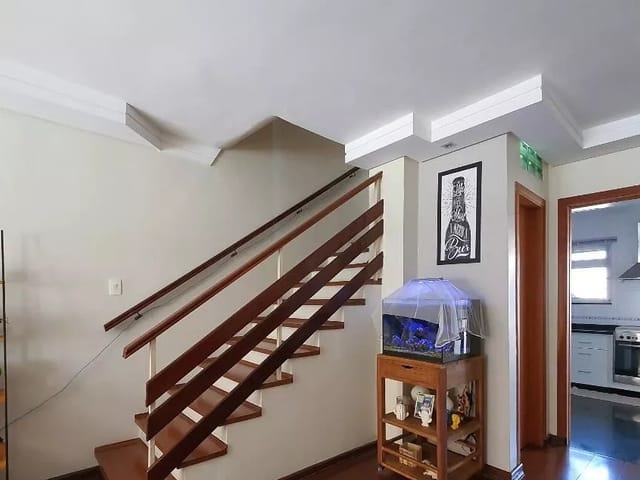 Sobrado com 220m² 4 quartos e 3 banheiros, à venda, no bairro Jardim da Glória em São Paulo