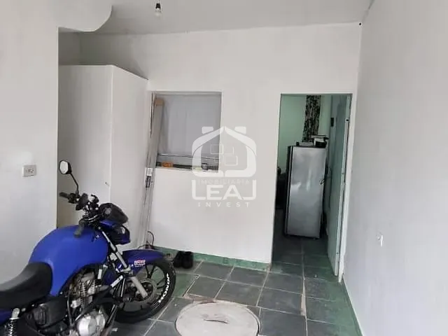 Sobrado com 370m² 1 quarto e 1 banheiro, à venda, no bairro Parque Independência em São Paulo