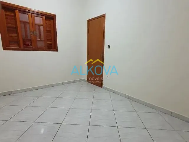 Sobrado com 150m² 4 quartos e 3 banheiros, à venda, no bairro Conjunto Residencial Dom Pedro II em São José dos Campos