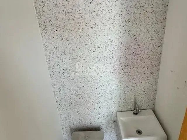 Sobrado com 700m² 2 quartos e 2 banheiros, à venda, no bairro Vila Lavínia em Mogi das Cruzes