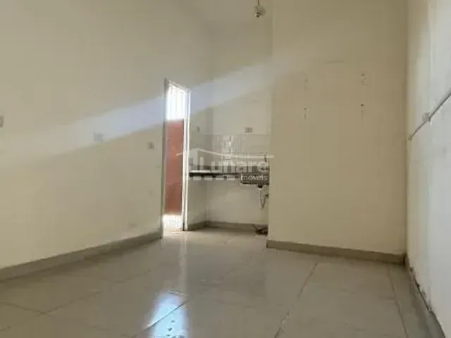 Sobrado com 700m² 2 quartos e 2 banheiros, à venda, no bairro Vila Lavínia em Mogi das Cruzes