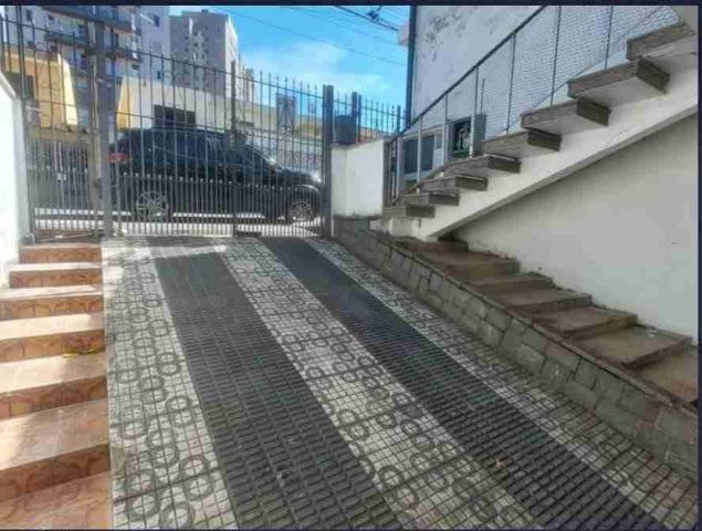 Foto do Sobrado - Sobrado à Venda em São Bernardo do Campo com 3 Quartos, Suíte, 2 Vagas e Fácil Acesso à Anchieta | Mix Nascimento