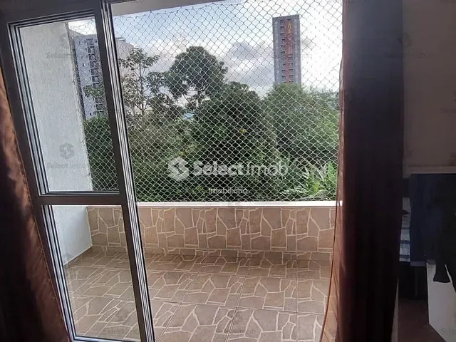 Sobrado com 250m² 2 quartos e 4 banheiros, à venda, no bairro Vila Nossa Senhora das Vitórias em Mauá