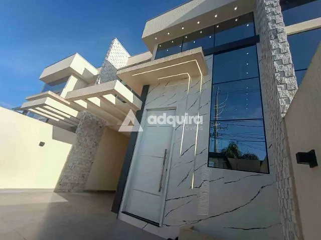 Sobrado 3 quartos e 2 banheiros, à venda, no bairro Jardim Carvalho em Ponta Grossa