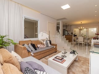 Foto do Sobrado-Sobrado para venda em Chácara Inglesa com 3 quartos, sendo 3 suítes, 180m²