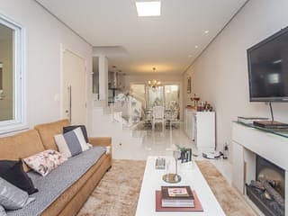 Foto do Sobrado-Sobrado para venda em Chácara Inglesa com 3 quartos, sendo 3 suítes, 180m²