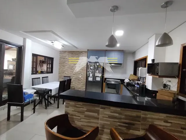 Sobrado com 210m² 5 quartos e 3 banheiros, à venda, no bairro Chácara Belenzinho em São Paulo