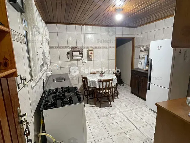 Sobrado com 213m² 3 quartos e 2 banheiros, à venda, no bairro Roncon em Ribeirão Pires