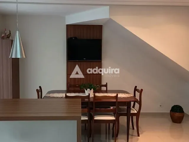 Sobrado 3 quartos e 3 banheiros, à venda, no bairro Boa Vista em Ponta Grossa