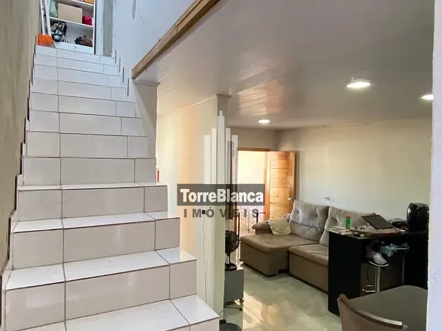 Sobrado com 228m² 3 quartos e 1 banheiro, à venda, no bairro Órfãs em Ponta Grossa