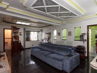 Foto do Sobrado-Sobrado para venda em Jardim Pinheiros com 3 quartos, sendo 3 suítes, 247m²