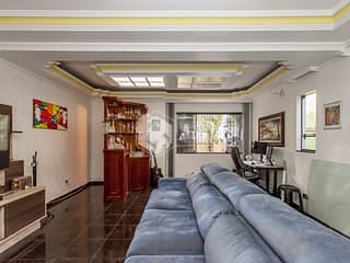 Foto do Sobrado-Sobrado para venda em Jardim Pinheiros com 3 quartos, sendo 3 suítes, 247m²