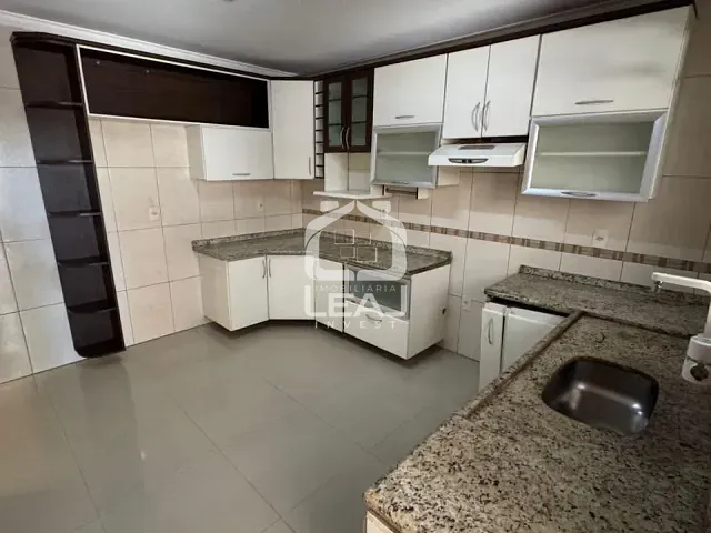 Sobrado 3 quartos e 2 banheiros, para alugar, no bairro Vila Nova das Belezas em São Paulo