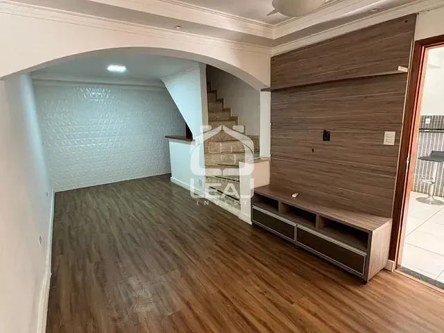 Sobrado 3 quartos e 2 banheiros, para alugar, no bairro Vila Nova das Belezas em São Paulo
