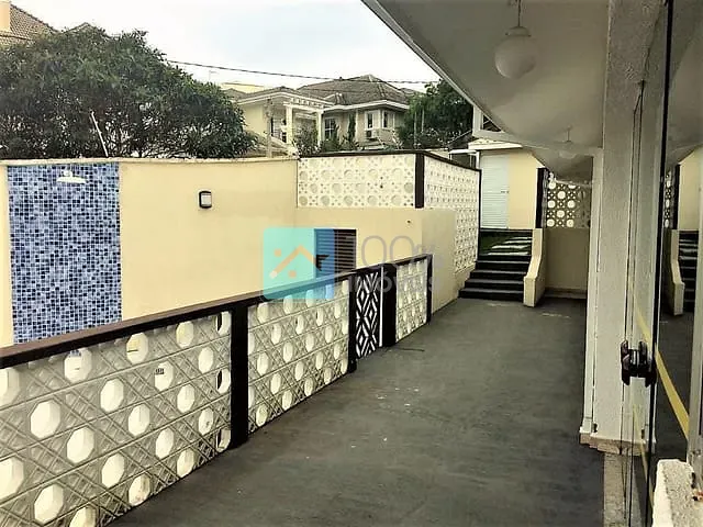 Sobrado com 194m² 3 quartos e 3 banheiros, à venda ou para alugar, no bairro Urbanova em São José dos Campos