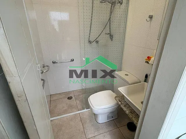 Sobrado 2 quartos e 1 banheiro, à venda, no bairro Jardim São Caetano em São Caetano do Sul