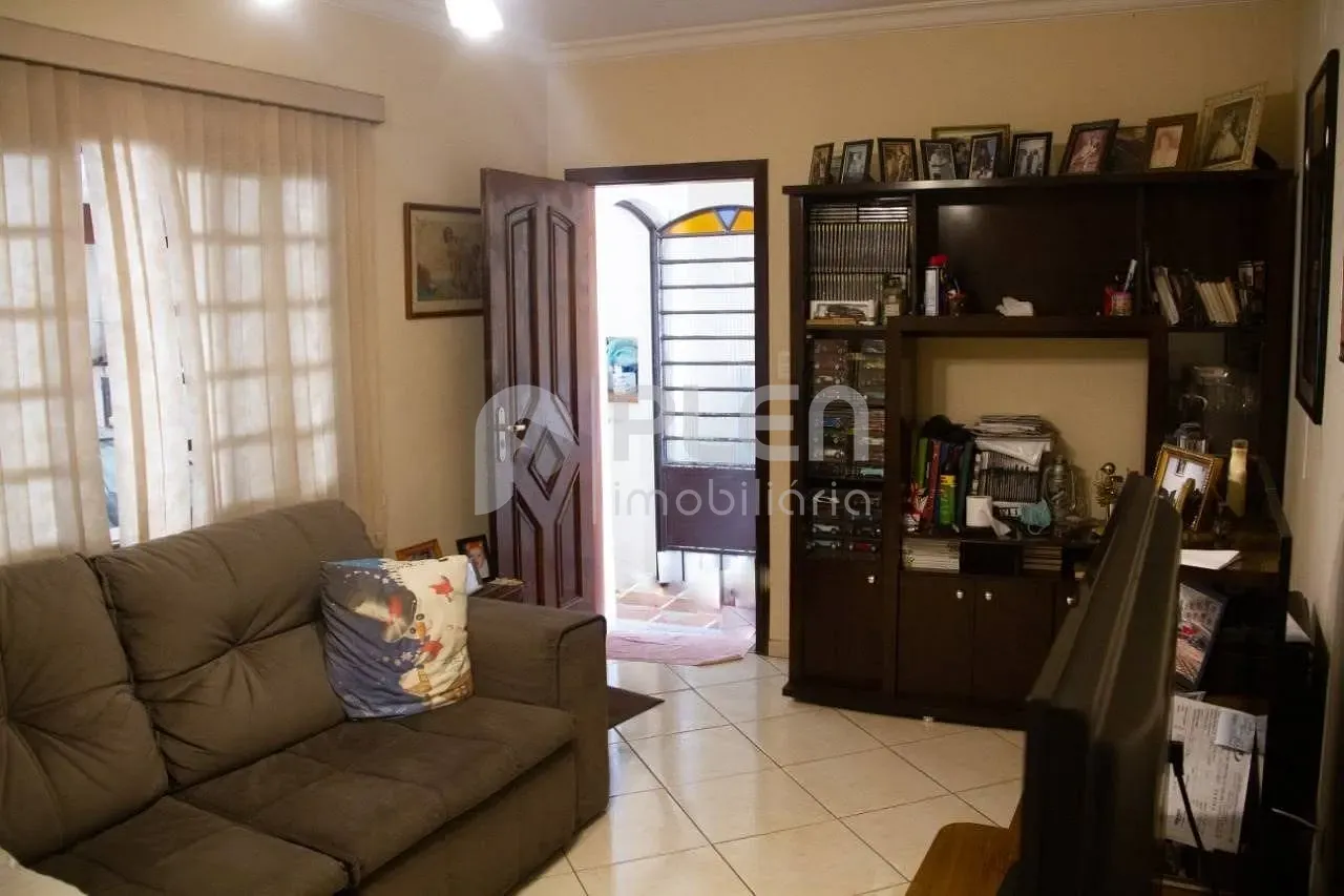 Casa de 3 quartos à venda em Vila Irmãos Arnoni, São Paulo