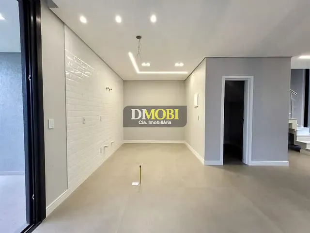 Sobrado com 160m² 3 quartos e 3 banheiros, à venda, no bairro Centro em Gravataí
