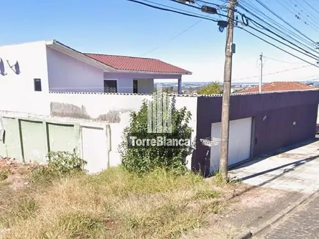 Sobrado com 225m² 3 quartos e 2 banheiros, à venda, no bairro Oficinas em Ponta Grossa