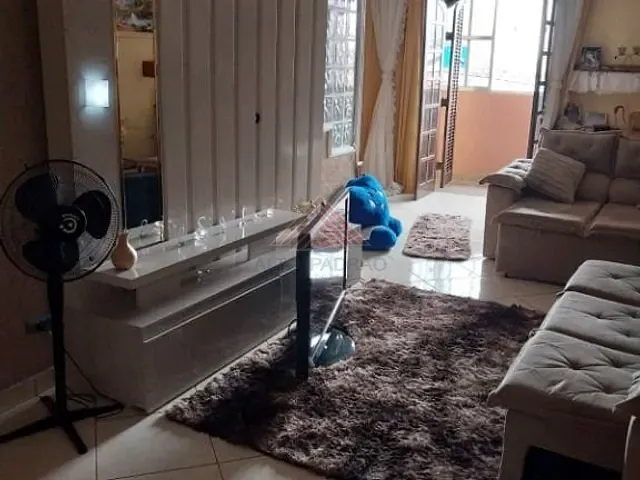 Sobrado com 140m² 3 quartos e 3 banheiros, à venda, no bairro Parque São Vicente em Mauá