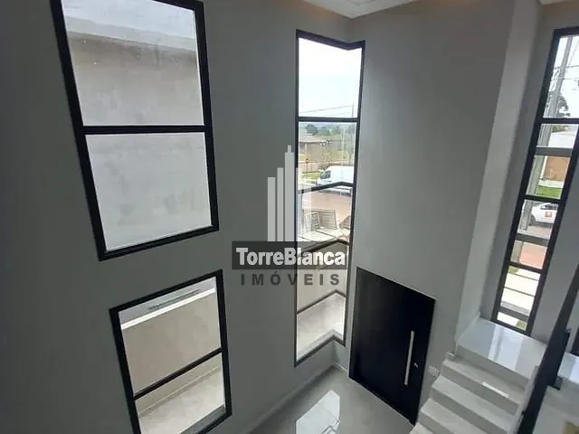Sobrado com 357m² 4 quartos e 3 banheiros, à venda, no bairro Jardim Carvalho em Ponta Grossa