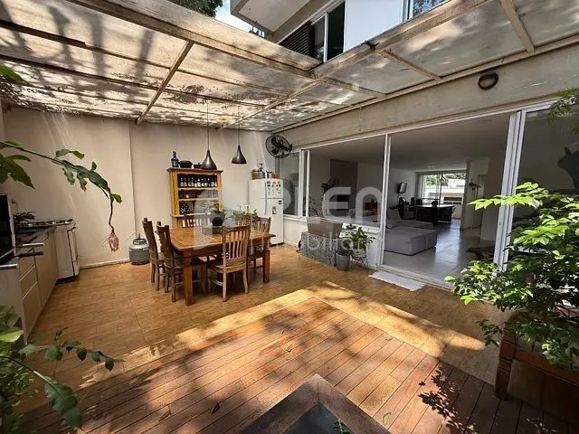 Casa 4 quartos e 5 banheiros, à venda, no bairro Tremembé em São Paulo