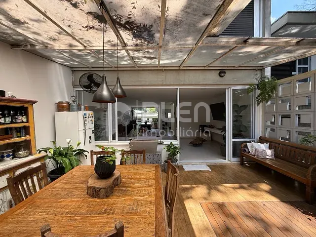 Casa 4 quartos e 5 banheiros, à venda, no bairro Tremembé em São Paulo