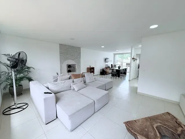 Casa 4 quartos e 5 banheiros, à venda, no bairro Tremembé em São Paulo