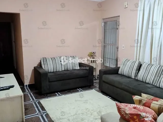 Sobrado com 261m² 3 quartos e 1 banheiro, à venda, no bairro Vila Assis Brasil em Mauá