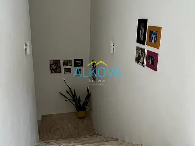 Sobrado com 332m² 4 quartos e 4 banheiros, à venda, no bairro Condomínio Residencial Jaguary em São José dos Campos