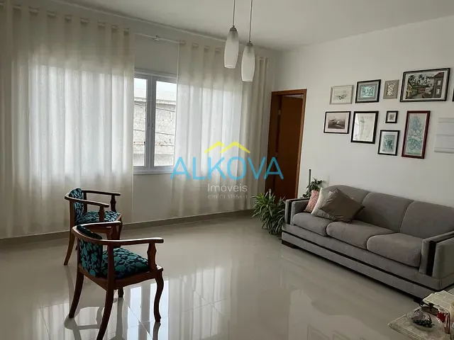 Sobrado com 332m² 4 quartos e 4 banheiros, à venda, no bairro Condomínio Residencial Jaguary em São José dos Campos