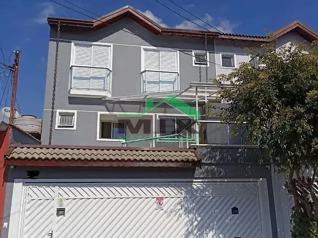 Sobrado com 107m² 2 quartos e 2 banheiros, à venda, no bairro Vila Cecília Maria em Santo André