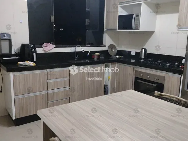 Sobrado com 230m² 3 quartos e 2 banheiros, à venda, no bairro Colônia em Ribeirão Pires