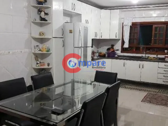 Sobrado com 266m² 3 quartos e 2 banheiros, à venda, no bairro Parque Continental em Guarulhos