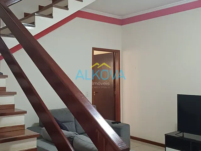 Sobrado com 190m² 3 quartos e 2 banheiros, à venda, no bairro Residencial Bosque dos Ipês em São José dos Campos