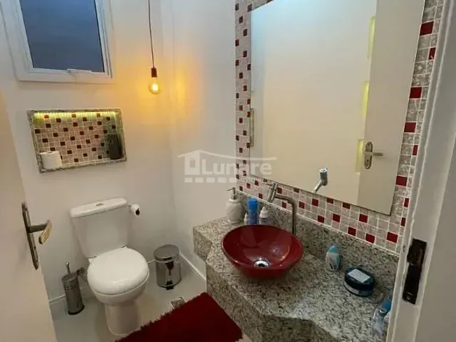 Sobrado com 150m² 3 quartos e 5 banheiros, à venda, no bairro Jardim Rubi em Mogi das Cruzes